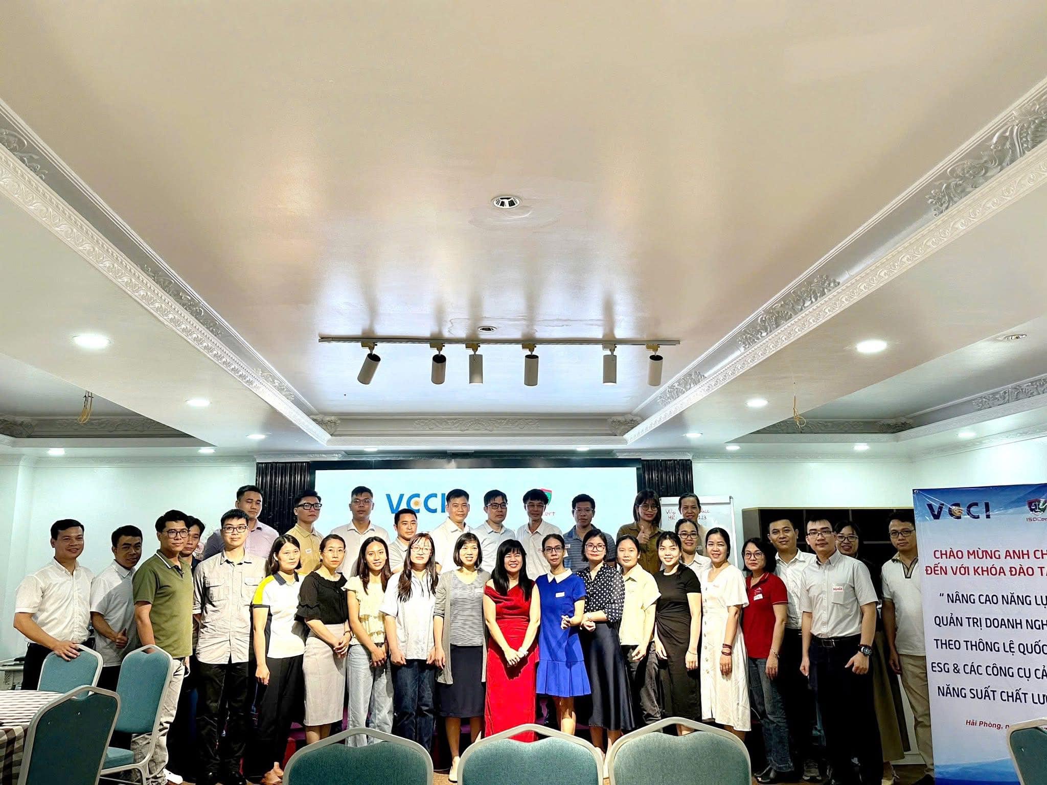 TỪ EHS ĐẾN ESG – MỘT HÀNH TRÌNH CỦA SỰ TRƯỞNG THÀNH VÀ THẤU HIỂU SÂU SẮC