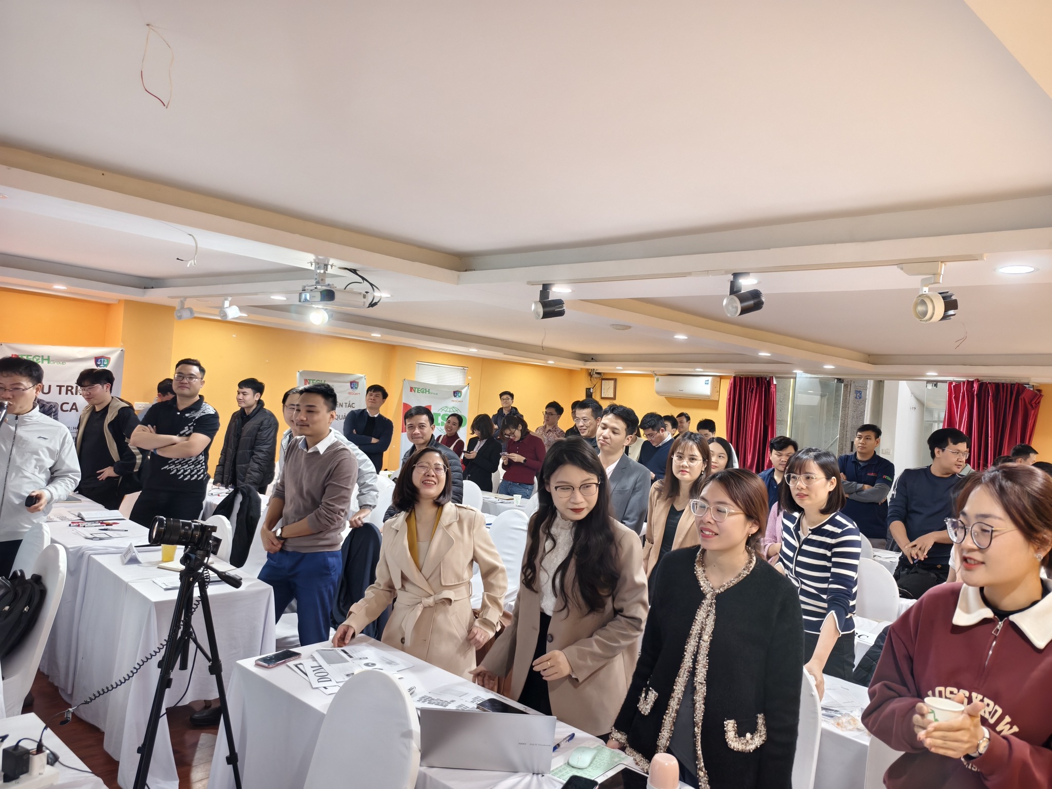 CÂU CHUYỆN TỪ TRÁI TIM ISOCERT